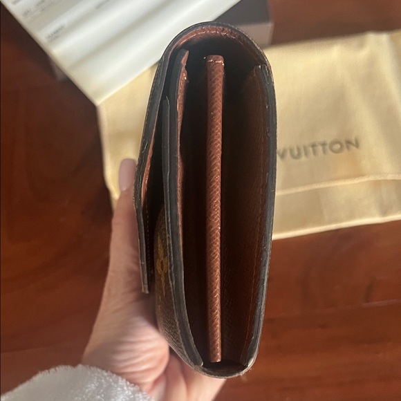 Louis Vuitton Monogram Sarah Compact Wallet - Picture 8 of 13
